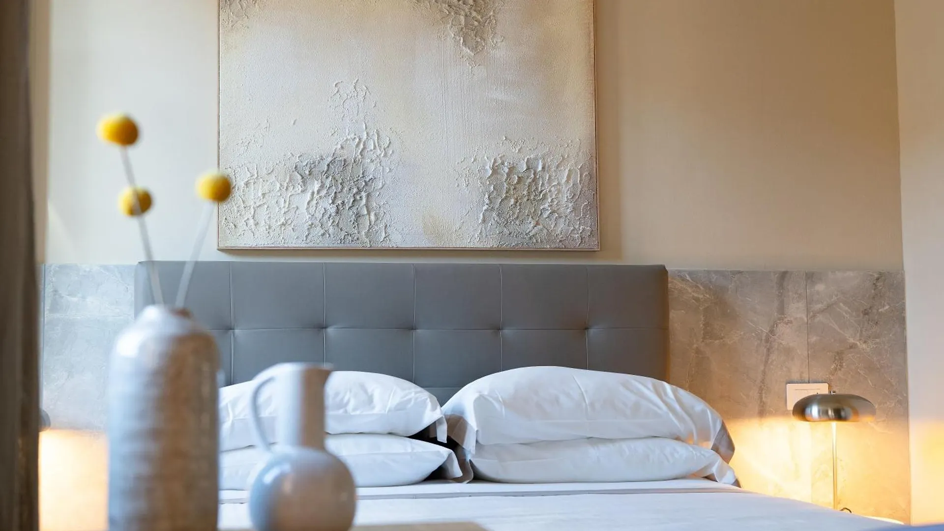 Palazzo Santa Monaca Aparthotel Florence