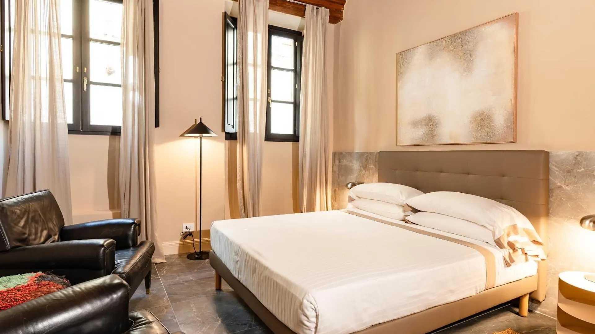 Palazzo Santa Monaca Aparthotel Florence Italy