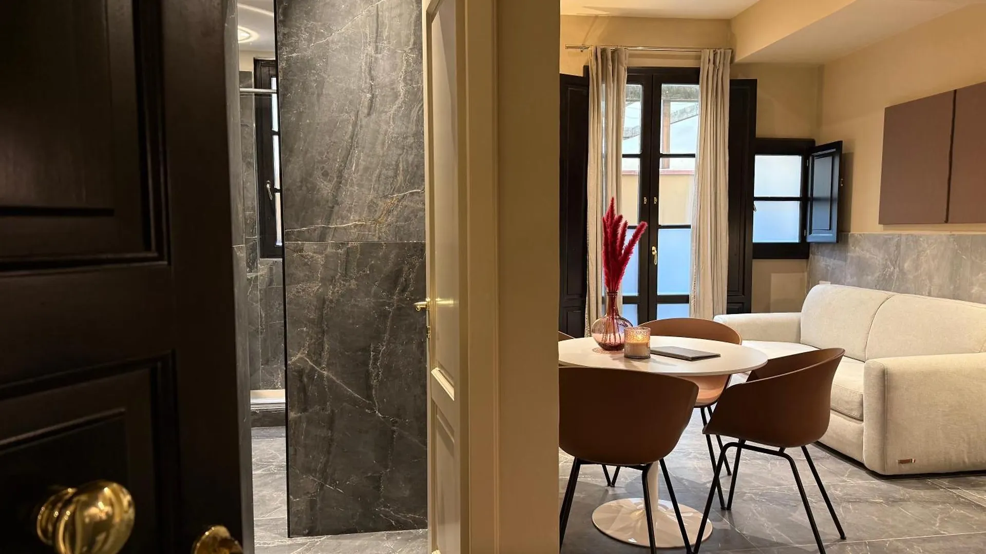 Palazzo Santa Monaca Aparthotel Florence