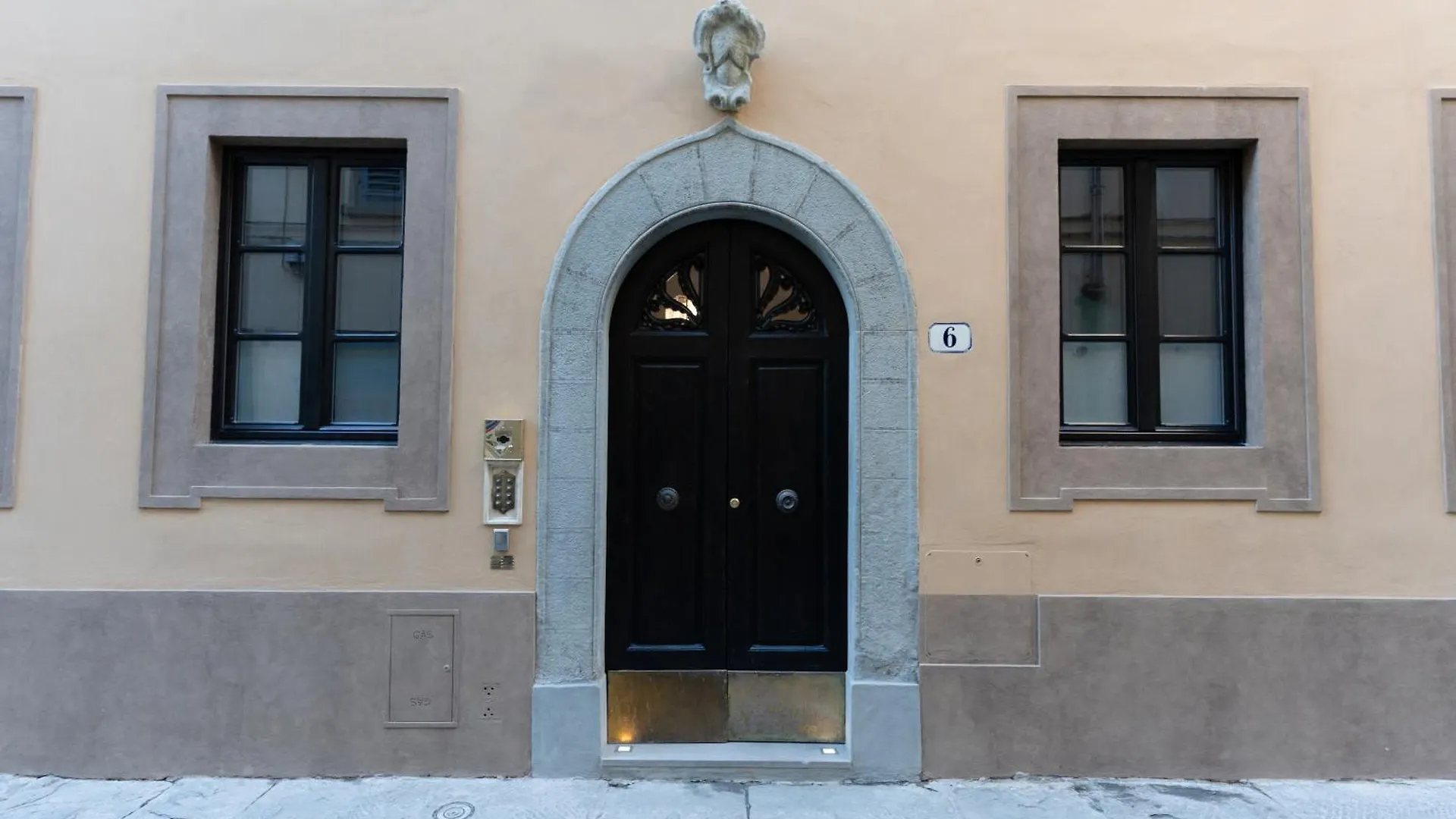 Palazzo Santa Monaca Aparthotel Florence
